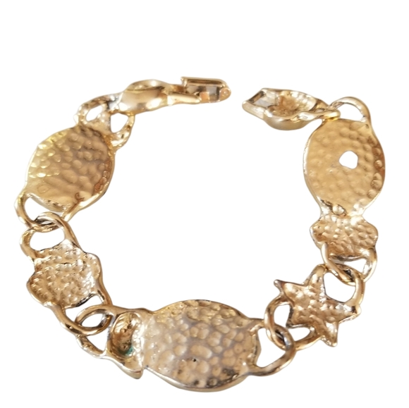 Vintage Gold Tone Hammered Faux Pearl Stafish Seashell Nautical Bracelet - Picture 6 of 14